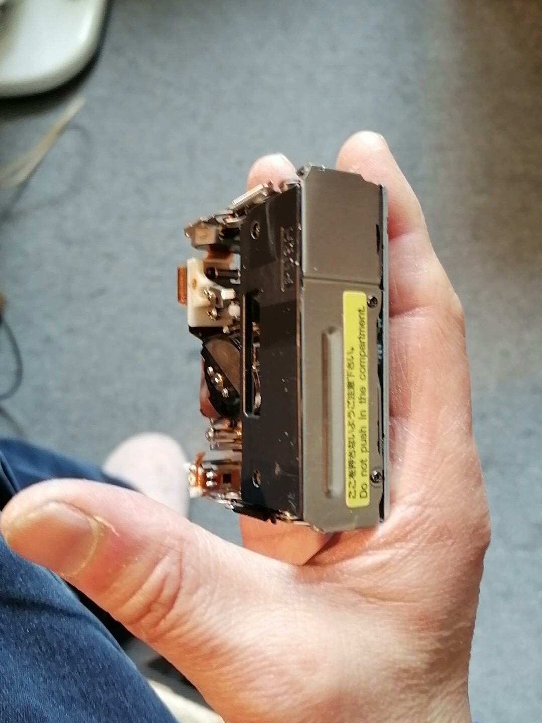 拆下来的机芯（或者是准备换上去的？）